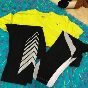 Nike T-shirt With mid size two capris
